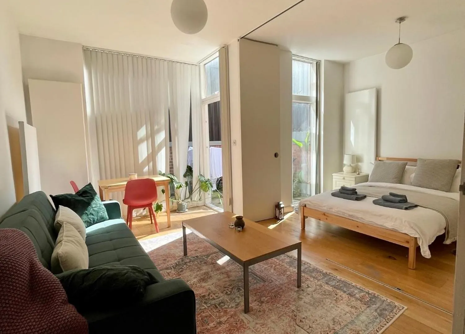 Spitalfields Market Garden Flat location